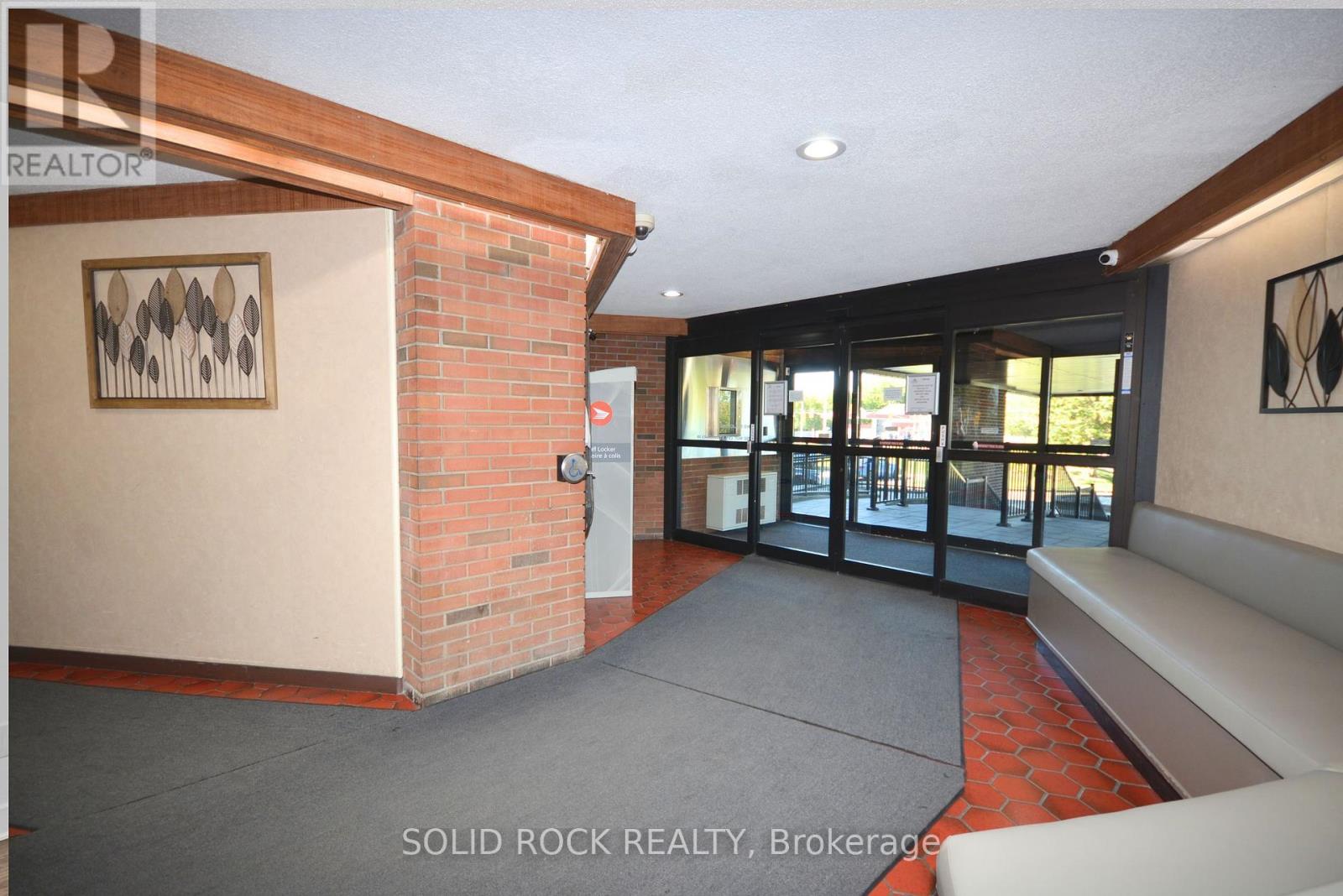 812 - 3100 Carling Avenue, Ottawa, Ontario  K2B 6J6 - Photo 4 - X12444514