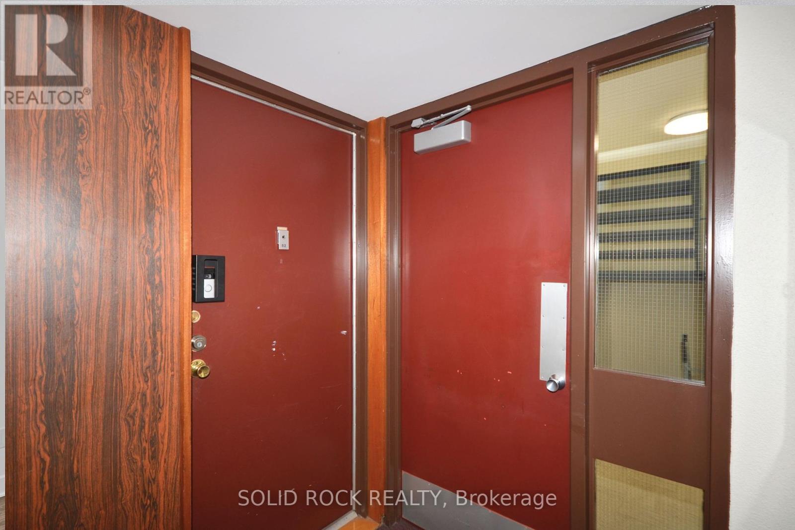 812 - 3100 Carling Avenue, Ottawa, Ontario  K2B 6J6 - Photo 7 - X12444514