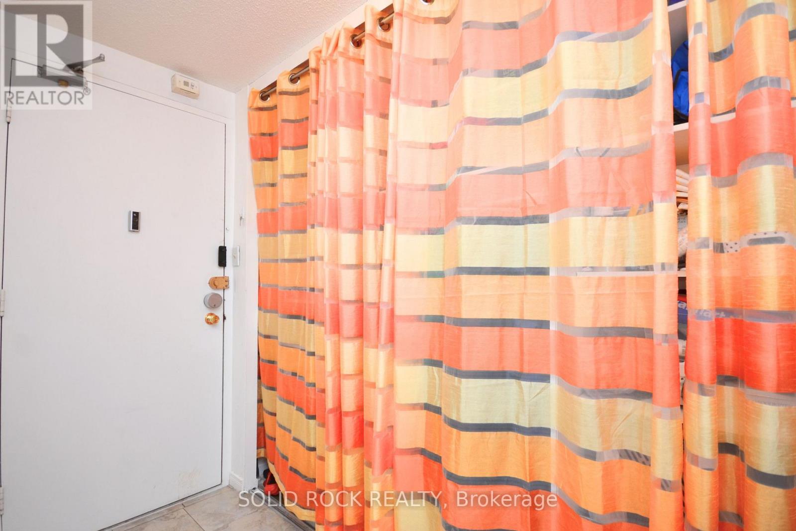 812 - 3100 Carling Avenue, Ottawa, Ontario  K2B 6J6 - Photo 8 - X12444514