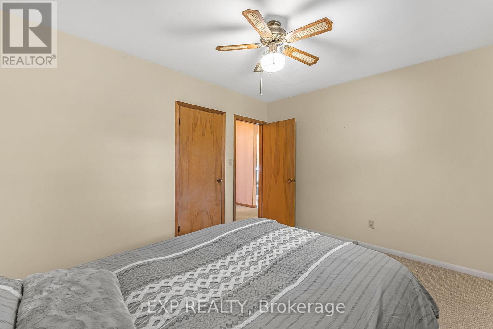 7301 Heximer Avenue, Niagara Falls (Oldfield), Ontario  L2G 4T5 - Photo 19 - X12444544