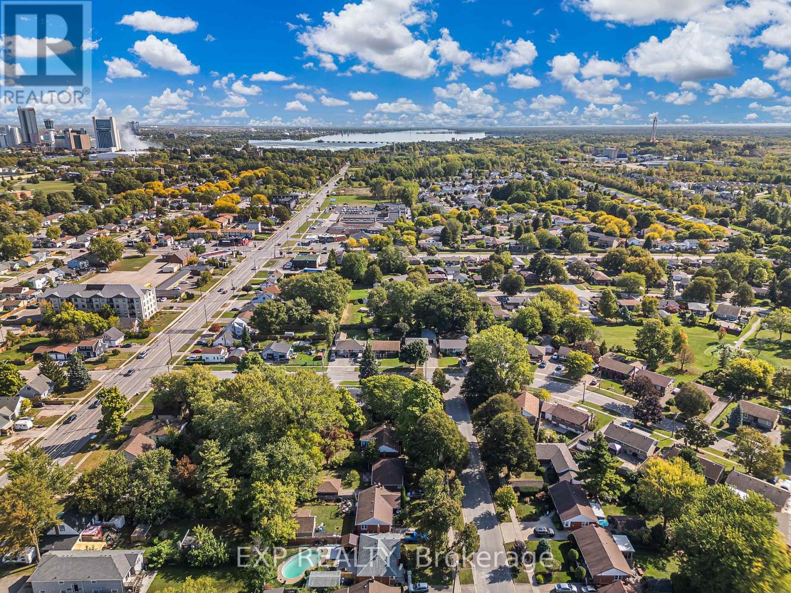 7301 Heximer Avenue, Niagara Falls (Oldfield), Ontario  L2G 4T5 - Photo 41 - X12444544