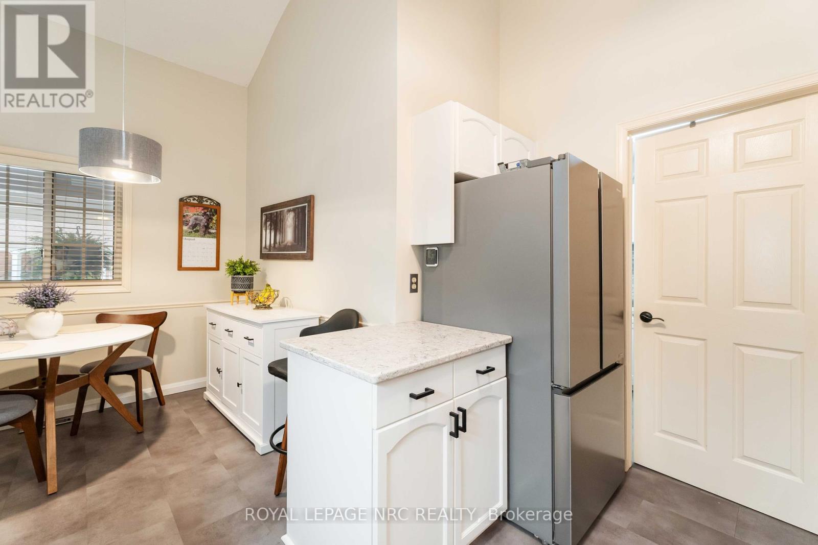 4156 Beechnut Court, Lincoln (Lincoln-Jordan/vineland), Ontario  L0R 2C0 - Photo 22 - X12444554