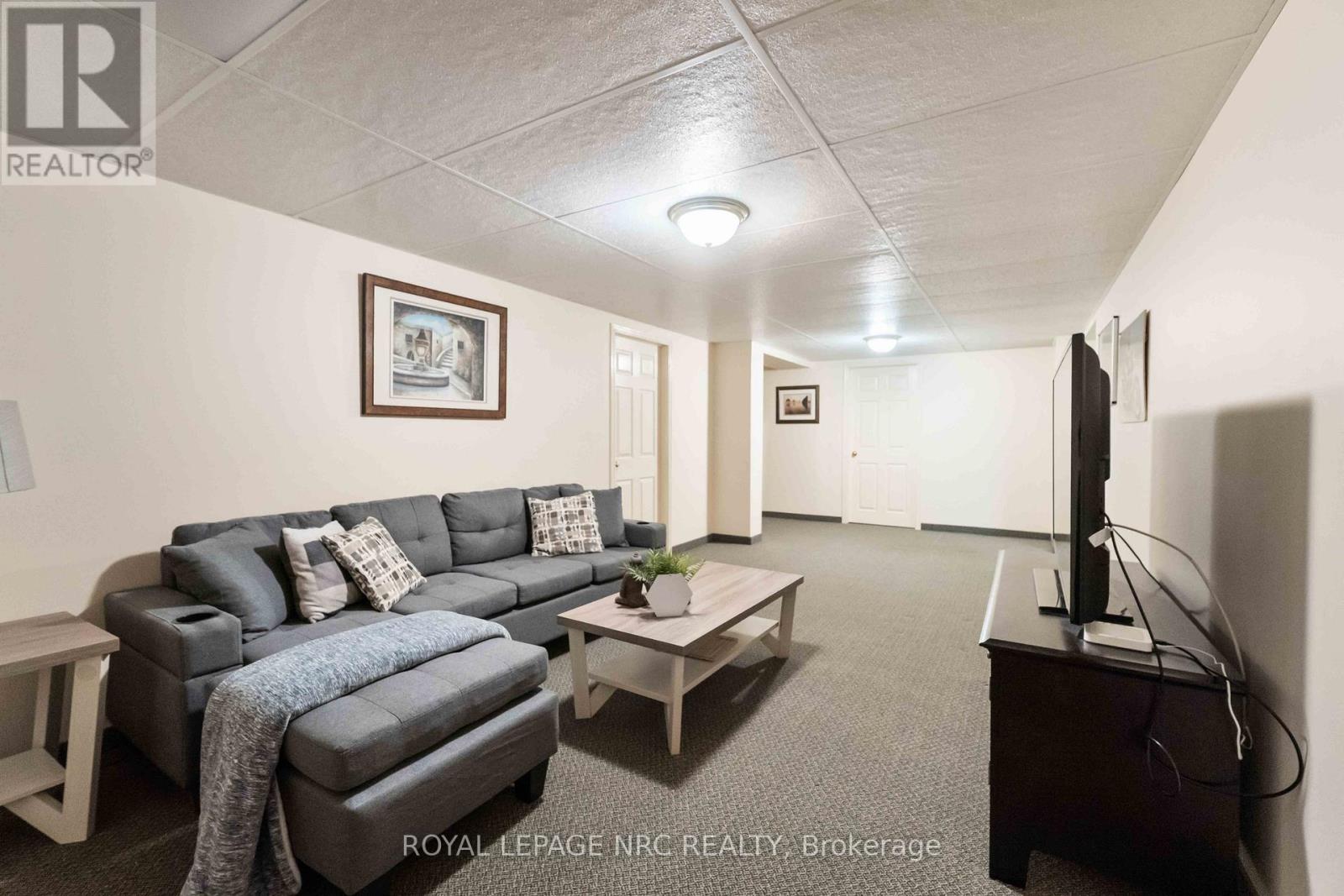 4156 Beechnut Court, Lincoln (Lincoln-Jordan/vineland), Ontario  L0R 2C0 - Photo 36 - X12444554