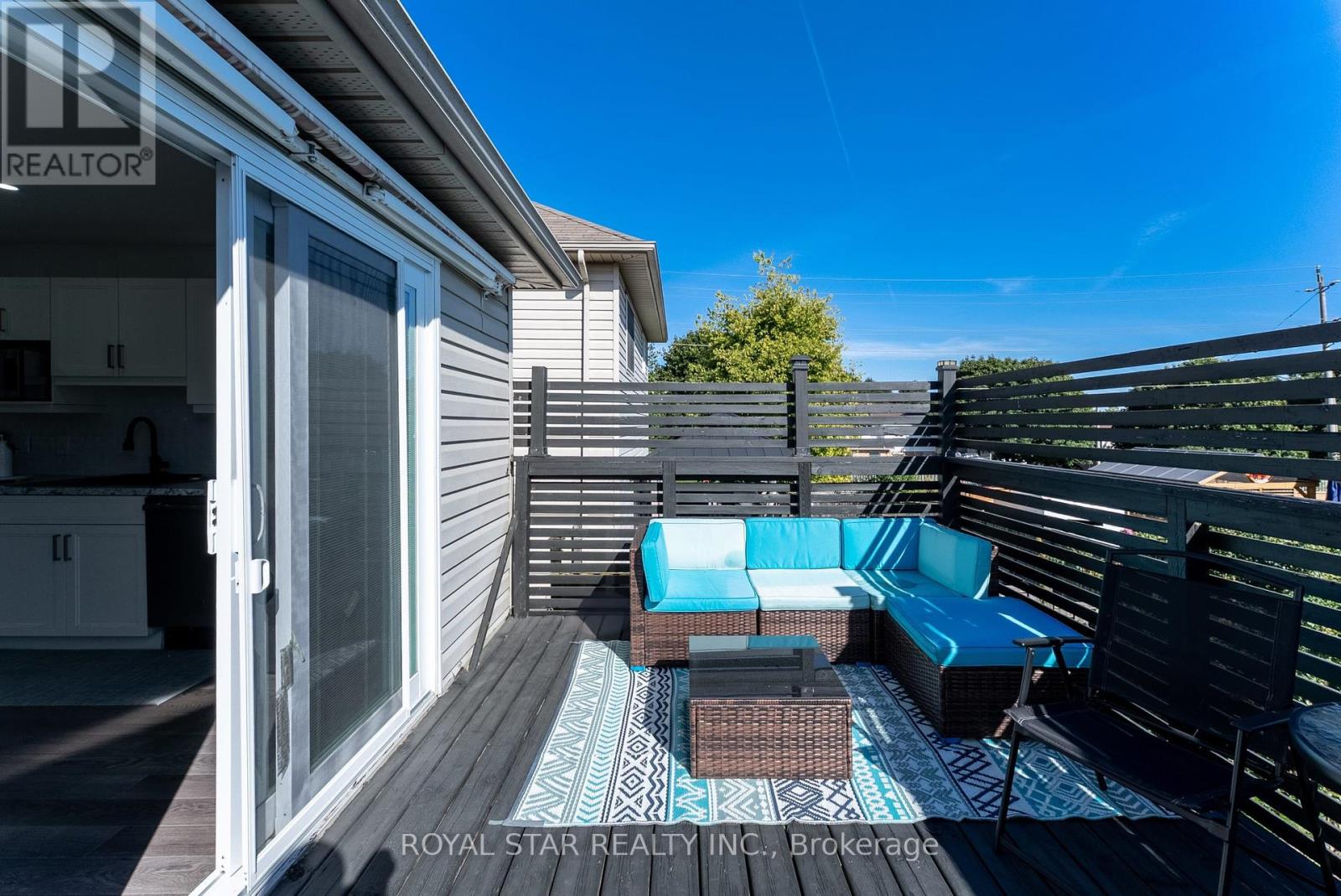 3 Kerr Crescent, Ingersoll (Ingersoll - South), Ontario  N5C 4H2 - Photo 43 - X12444491