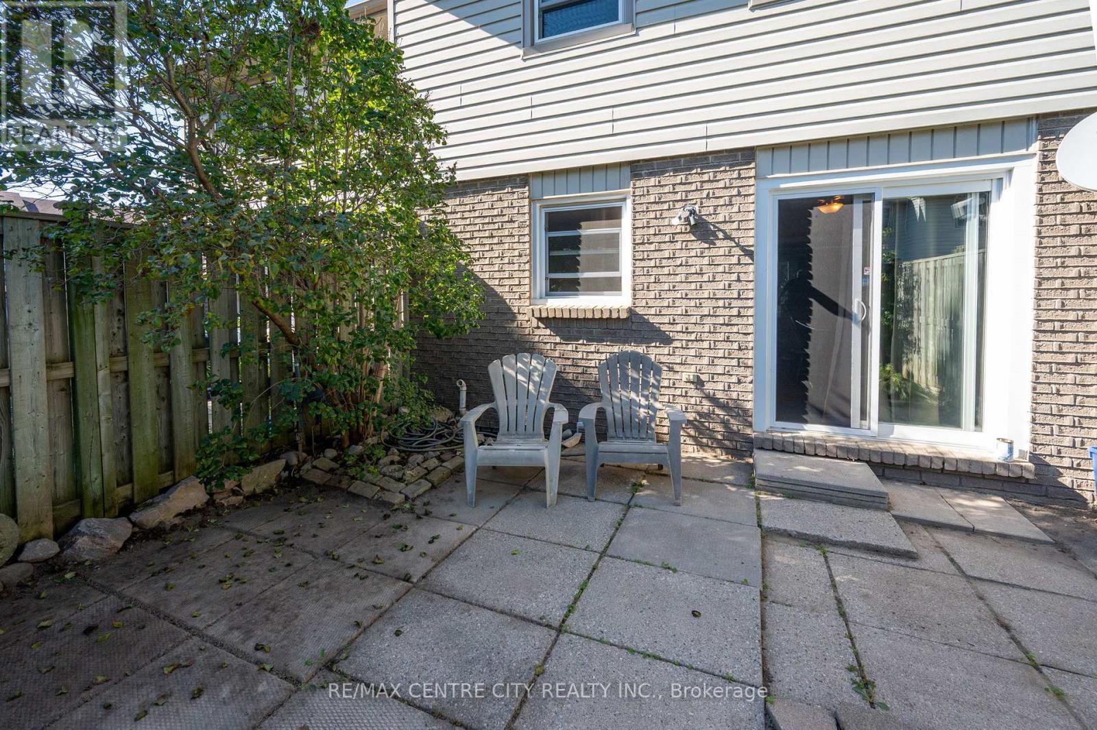 110 - 690 Little Grey Street E, London East (East L), Ontario  N5Z 4M9 - Photo 15 - X12444528