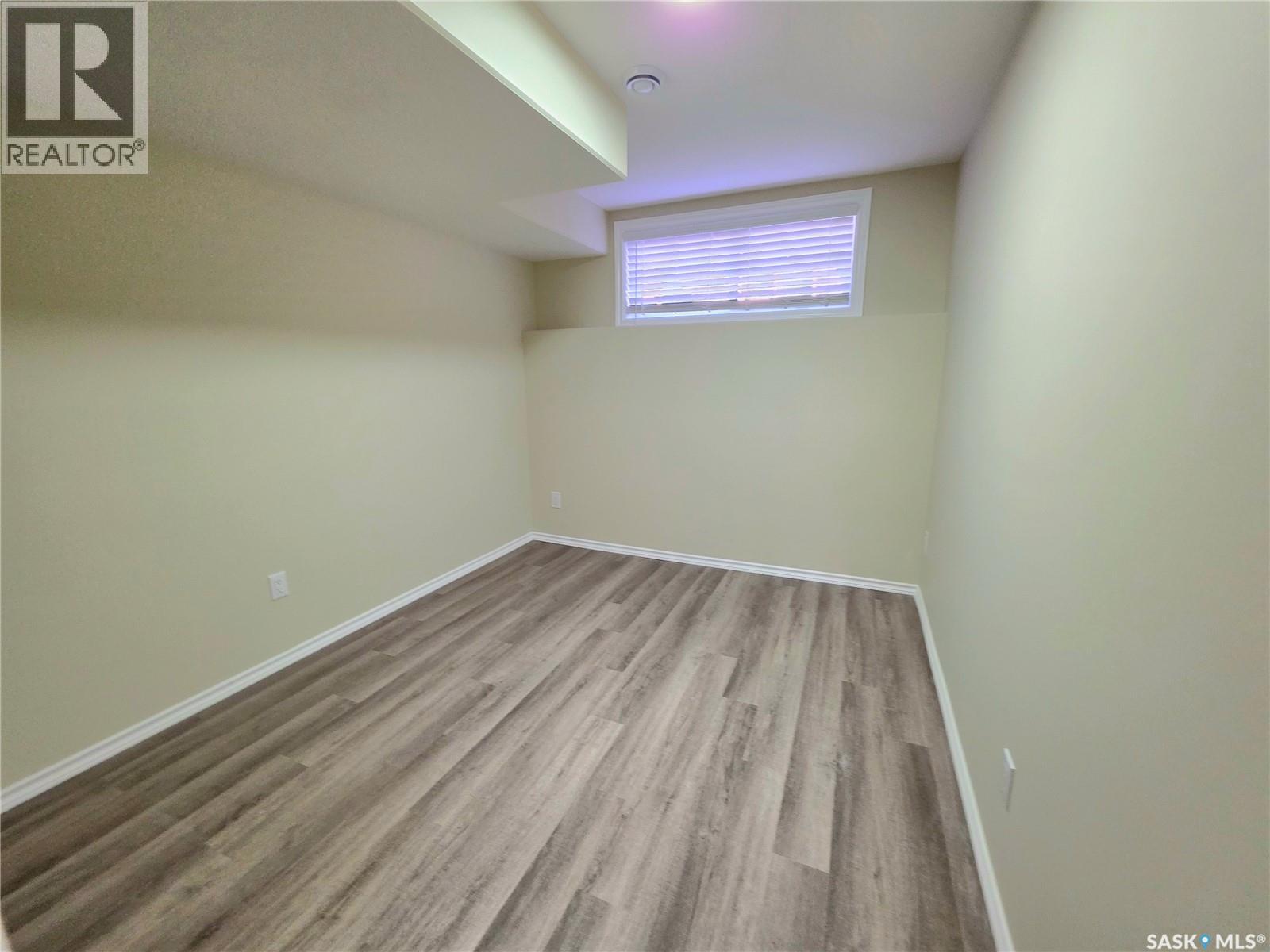 720 O Avenue S, Saskatoon, Saskatchewan  S7M 2S5 - Photo 13 - SK020076