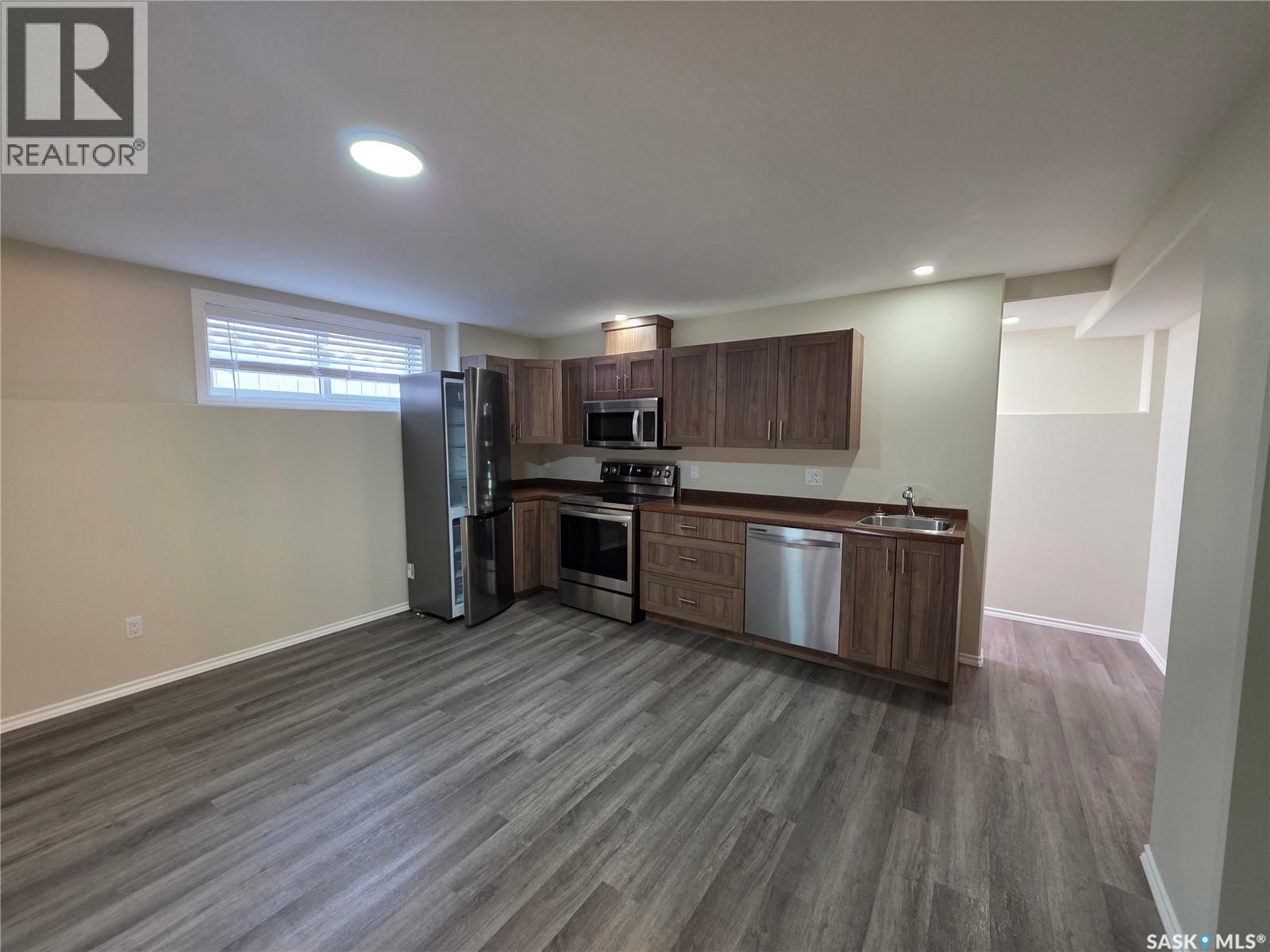 720 O Avenue S, Saskatoon, Saskatchewan  S7M 2S5 - Photo 18 - SK020076