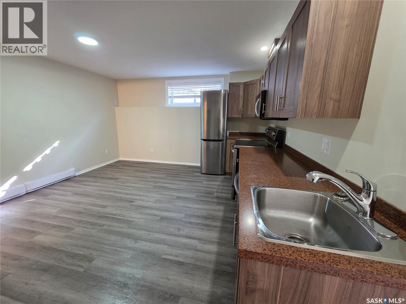 720 O Avenue S, Saskatoon, Saskatchewan  S7M 2S5 - Photo 19 - SK020076