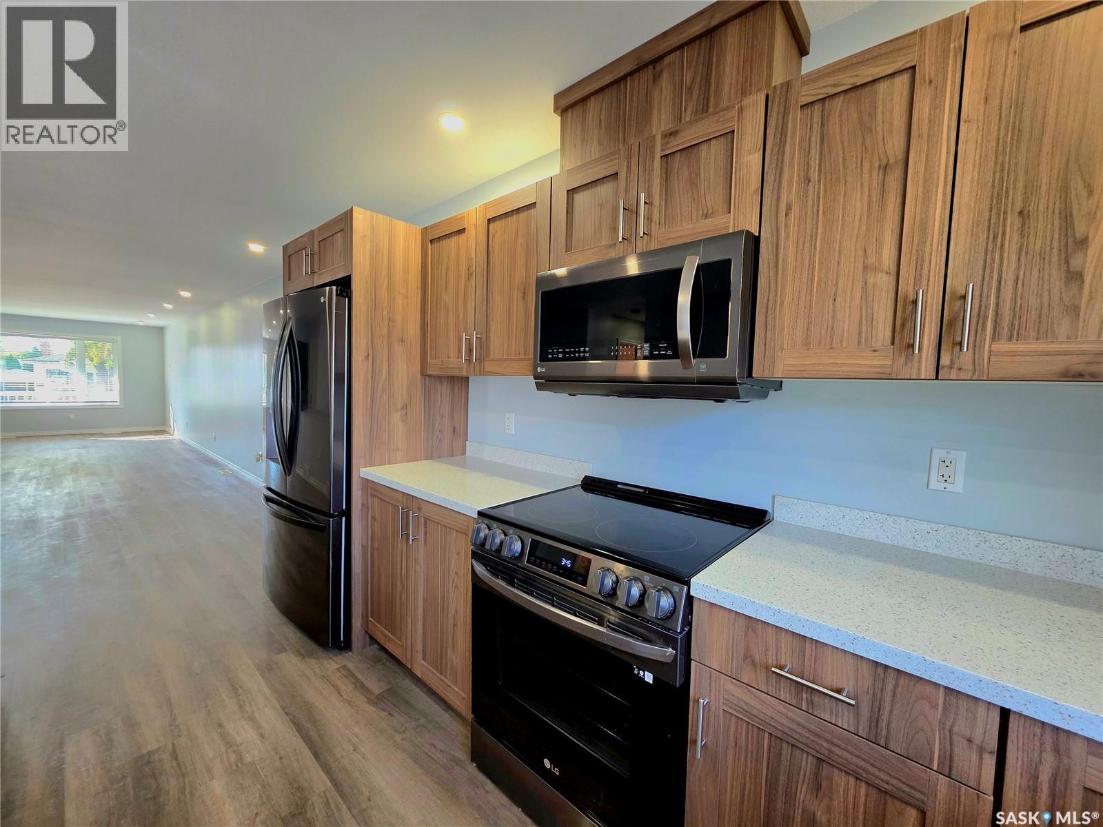 720 O Avenue S, Saskatoon, Saskatchewan  S7M 2S5 - Photo 36 - SK020076