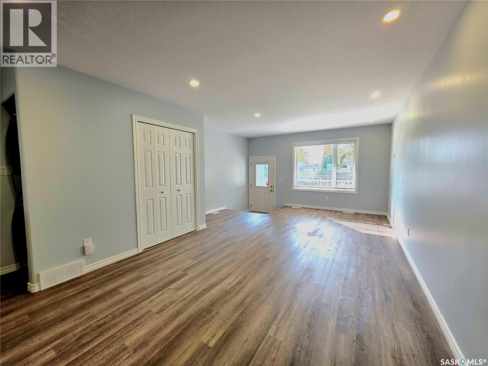 720 O Avenue S, Saskatoon, Saskatchewan  S7M 2S5 - Photo 41 - SK020076