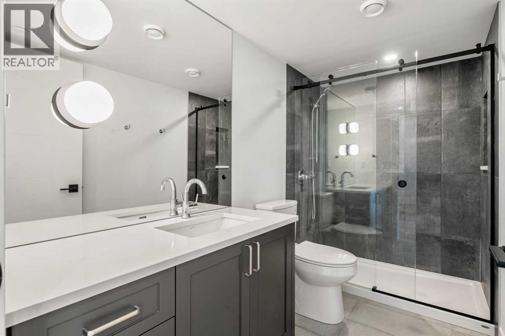 16 Greenwich Heath Nw, Calgary, Alberta  T3B 6P4 - Photo 7 - A2260575