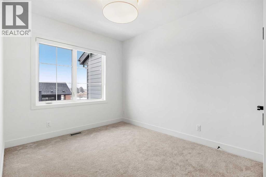 16 Greenwich Heath Nw, Calgary, Alberta  T3B 6P4 - Photo 26 - A2260575