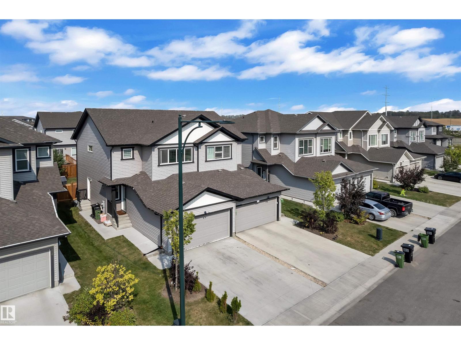 252 39 Av Nw, Edmonton, Alberta  T6T 1J2 - Photo 2 - E4460791