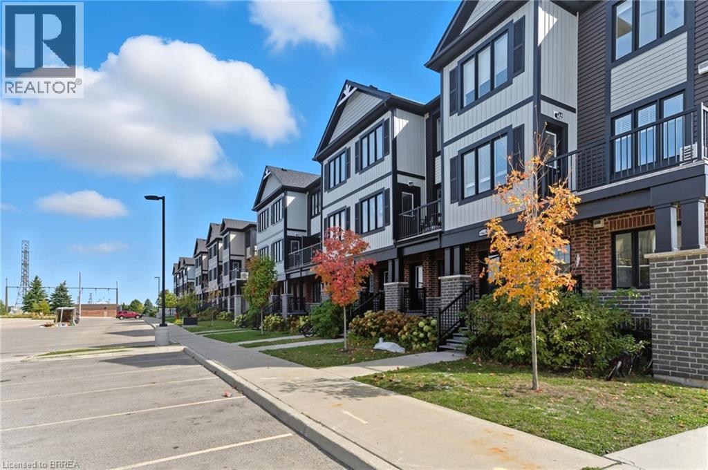 160 Rochefort Street Street Unit# A17, Kitchener, Ontario  N2R 0P5 - Photo 2 - 40776319