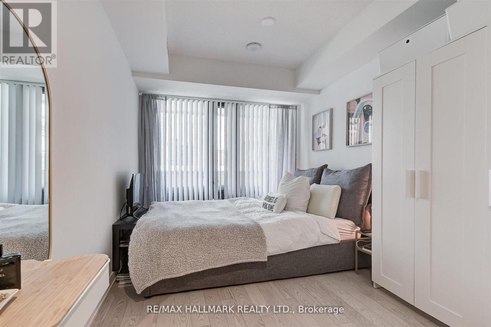 2406 - 25 Richmond Street E, Toronto (Church-Yonge Corridor), Ontario  M5C 1N7 - Photo 14 - C12444527