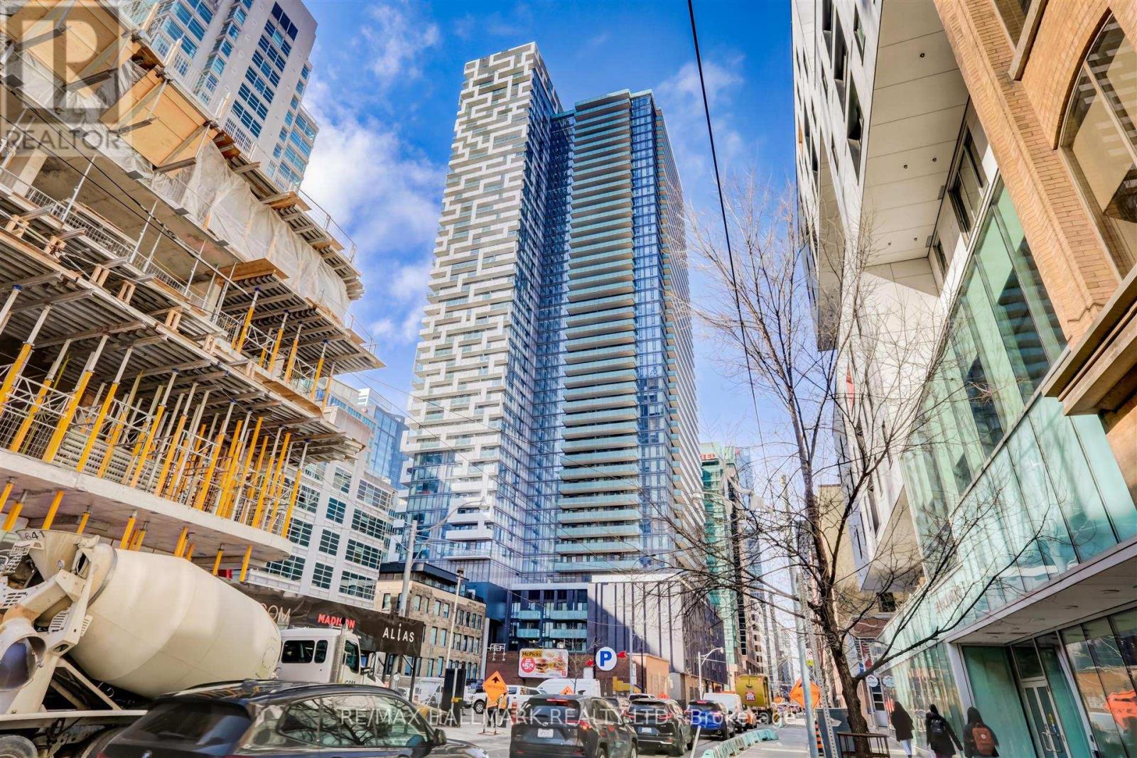 2406 - 25 Richmond Street E, Toronto (Church-Yonge Corridor), Ontario  M5C 1N7 - Photo 2 - C12444527