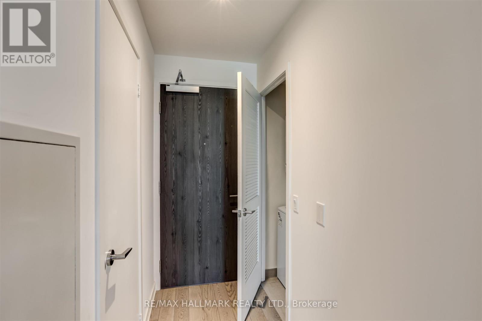 2406 - 25 Richmond Street E, Toronto (Church-Yonge Corridor), Ontario  M5C 1N7 - Photo 5 - C12444527