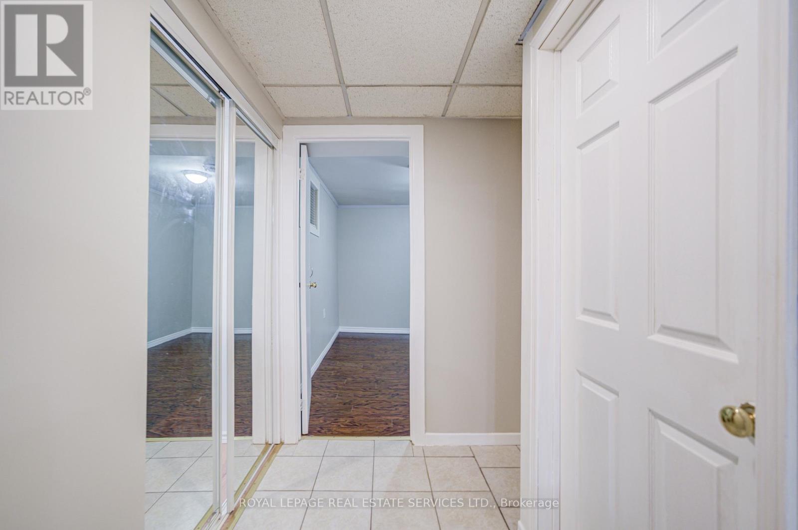 Lower - 4418 Hearthside Drive, Mississauga, Ontario  L5R 1R3 - Photo 14 - W12395145