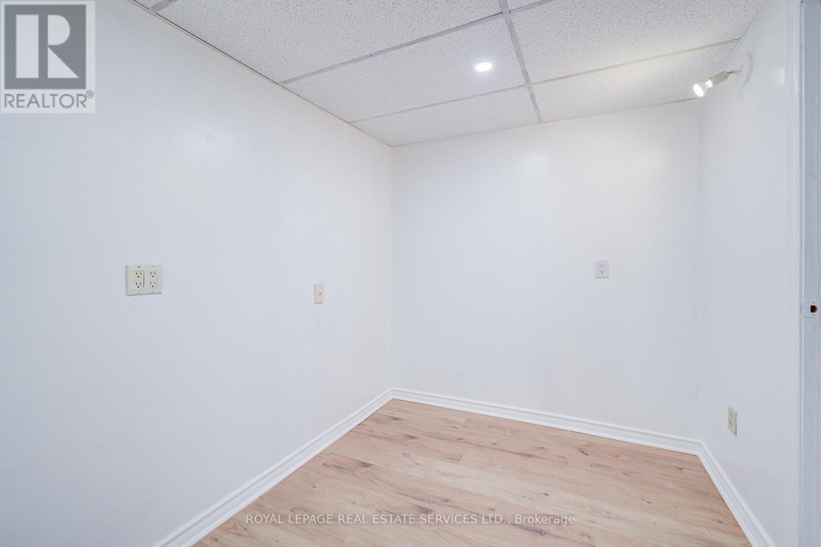 Lower - 4418 Hearthside Drive, Mississauga, Ontario  L5R 1R3 - Photo 30 - W12395145
