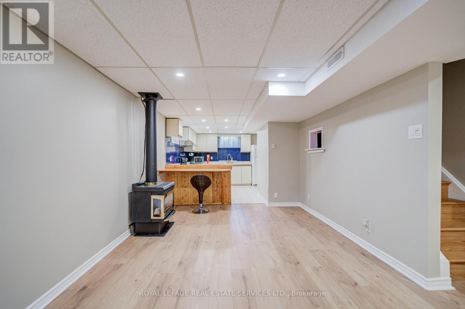 Lower - 4418 Hearthside Drive, Mississauga, Ontario  L5R 1R3 - Photo 7 - W12395145