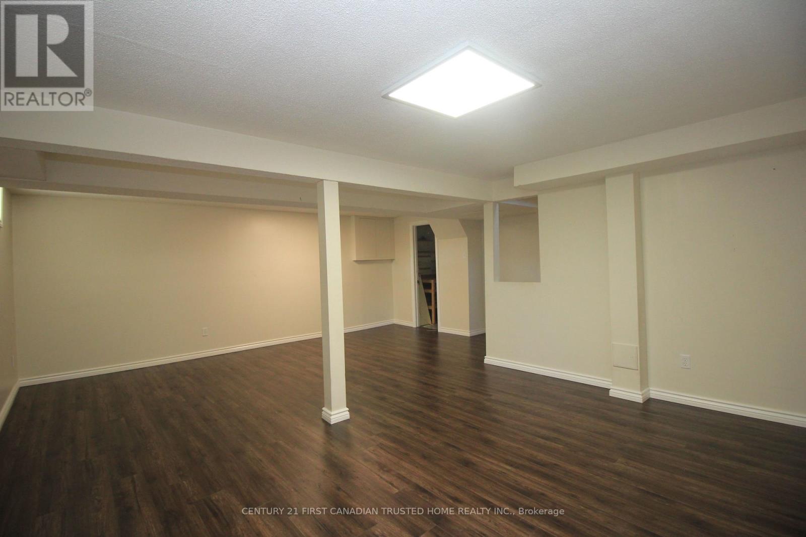 136 Lacey Crescent, London South (South X), Ontario  N6E 2E7 - Photo 31 - X12444067
