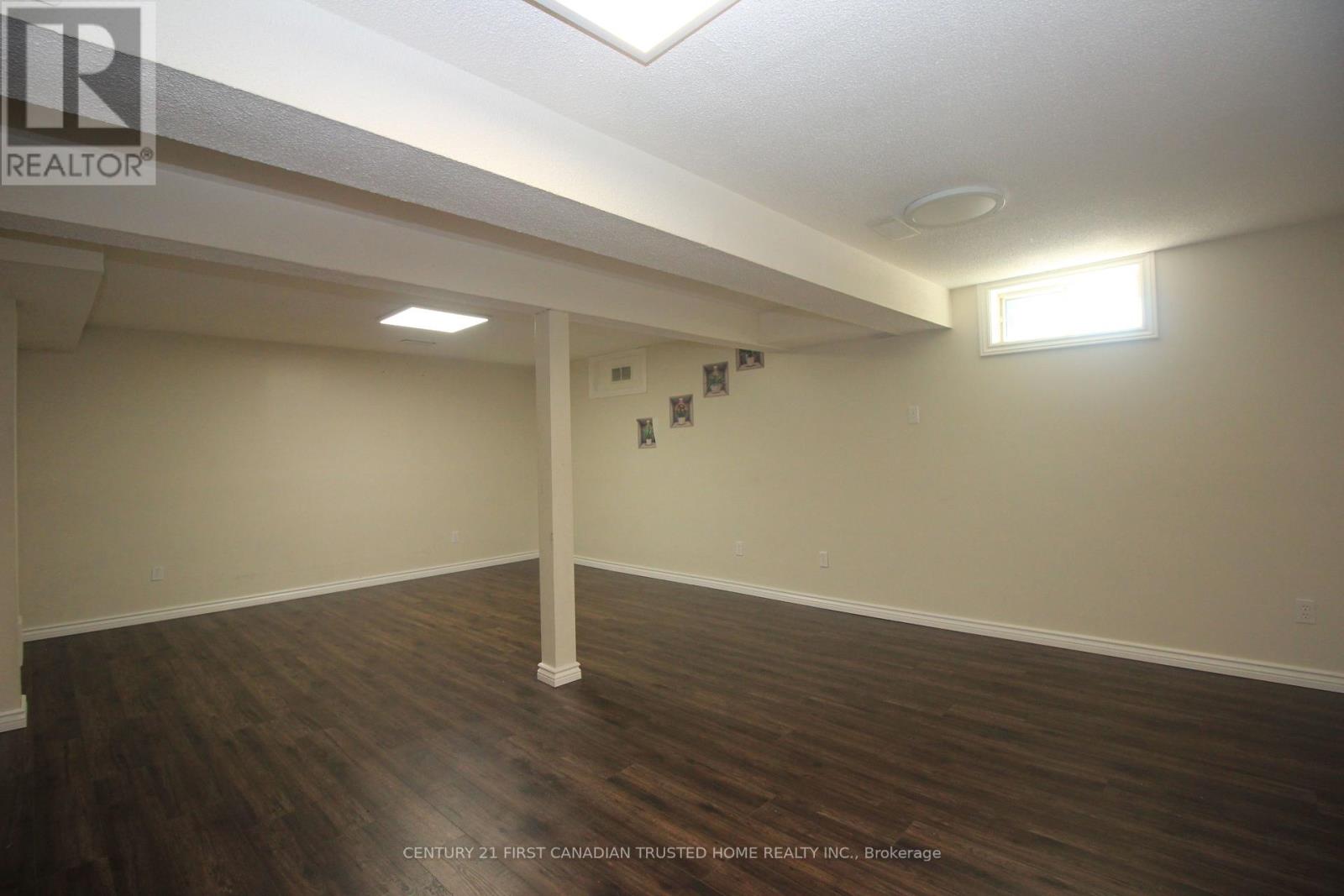 136 Lacey Crescent, London South (South X), Ontario  N6E 2E7 - Photo 29 - X12444067