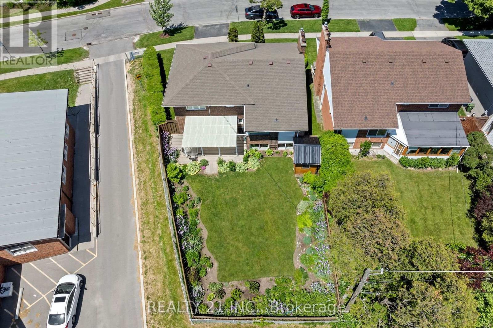 51 Sloley Road, Toronto (Cliffcrest), Ontario  M1M 1C7 - Photo 3 - E12444529