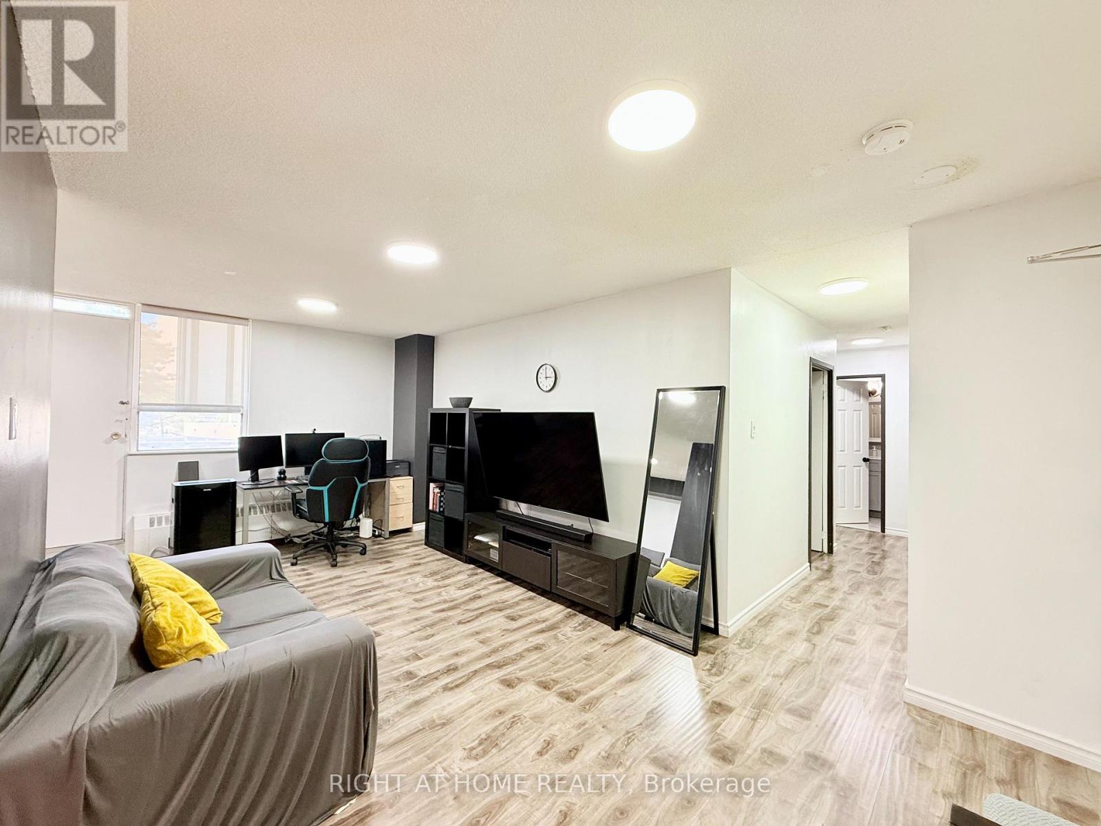 216 - 100 Dundalk Drive, Toronto (Dorset Park), Ontario  M1P 4V2 - Photo 9 - E12444534