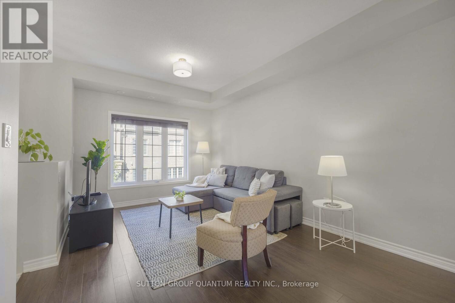 #38 - 1250 St Martins Drive, Pickering (Bay Ridges), Ontario  L1W 0A2 - Photo 4 - E12444552