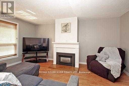 15 - 1330 Trowbridge Drive, Oshawa (Centennial), Ontario  L1G 7L1 - Photo 4 - E12444564
