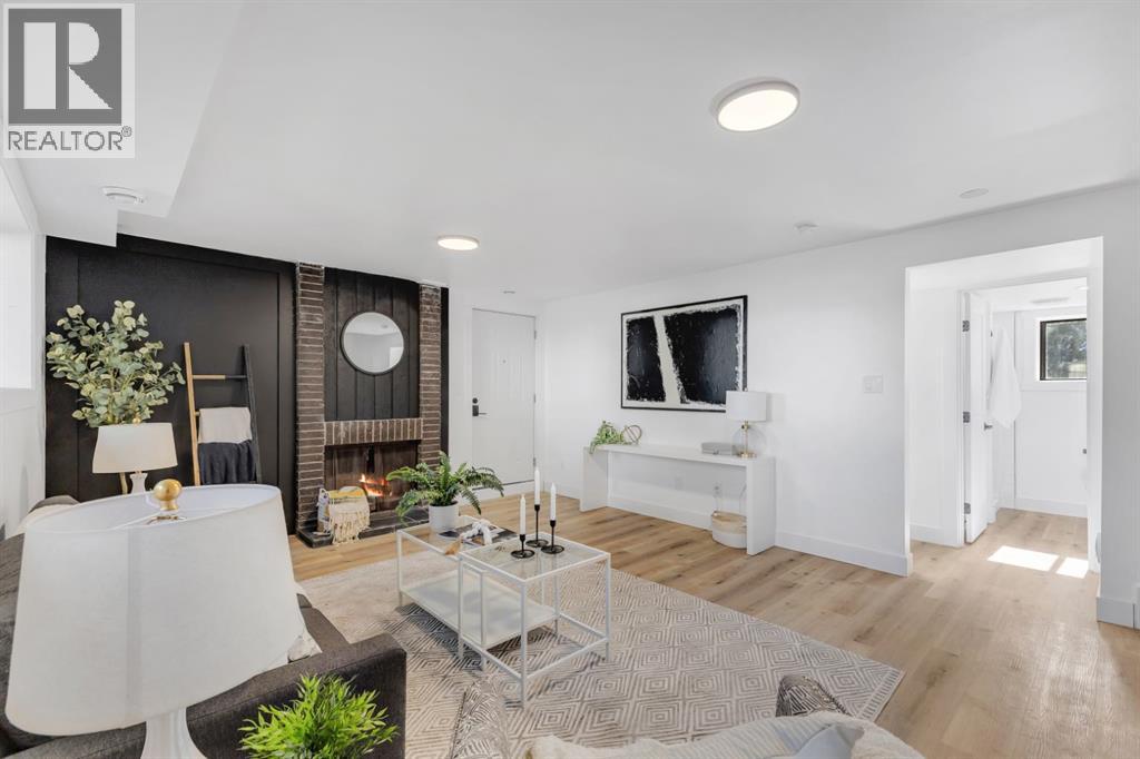 208 Cedarille Green Sw, Calgary, Alberta  T2W 2H4 - Photo 22 - A2260448