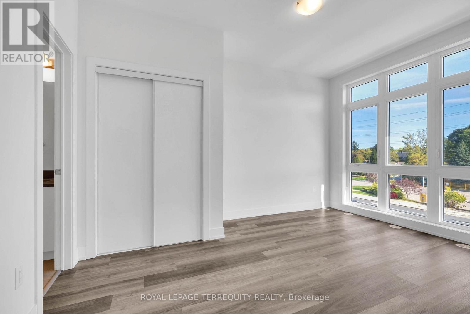 9 - 12860 Yonge Street, Richmond Hill (Oak Ridges), Ontario  L4E 1J4 - Photo 19 - N12444519
