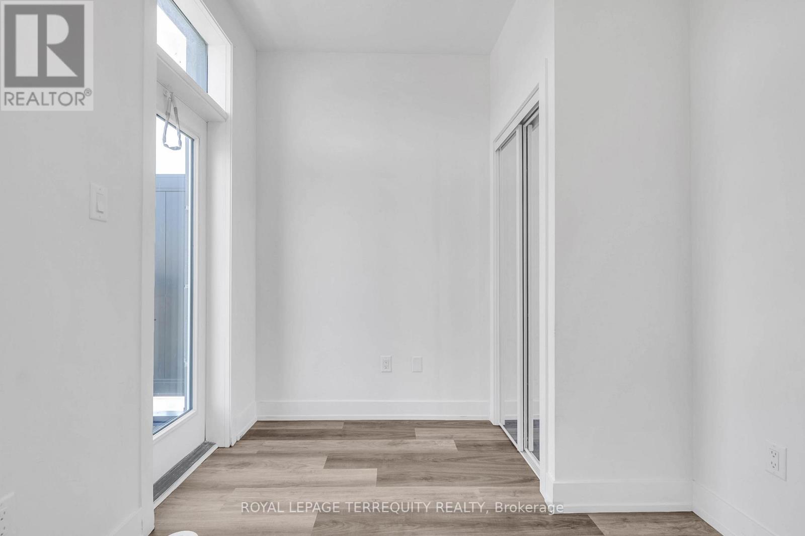 9 - 12860 Yonge Street, Richmond Hill (Oak Ridges), Ontario  L4E 1J4 - Photo 24 - N12444519