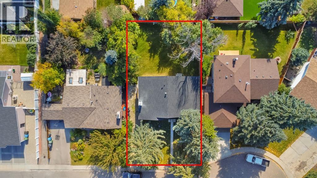 208 Cedarille Green Sw, Calgary, Alberta  T2W 2H4 - Photo 37 - A2260448