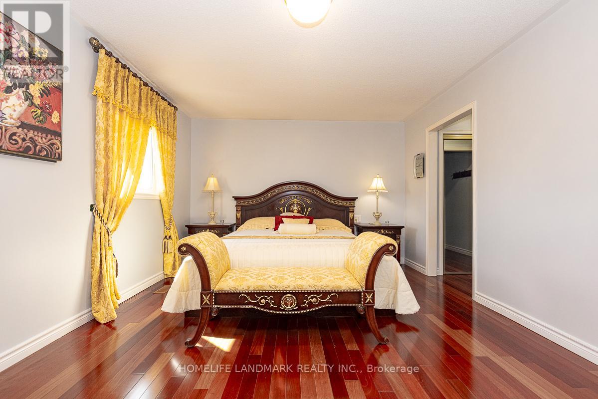 4 Pine Bough Manor, Richmond Hill (Devonsleigh), Ontario  L4S 1A4 - Photo 22 - N12444532