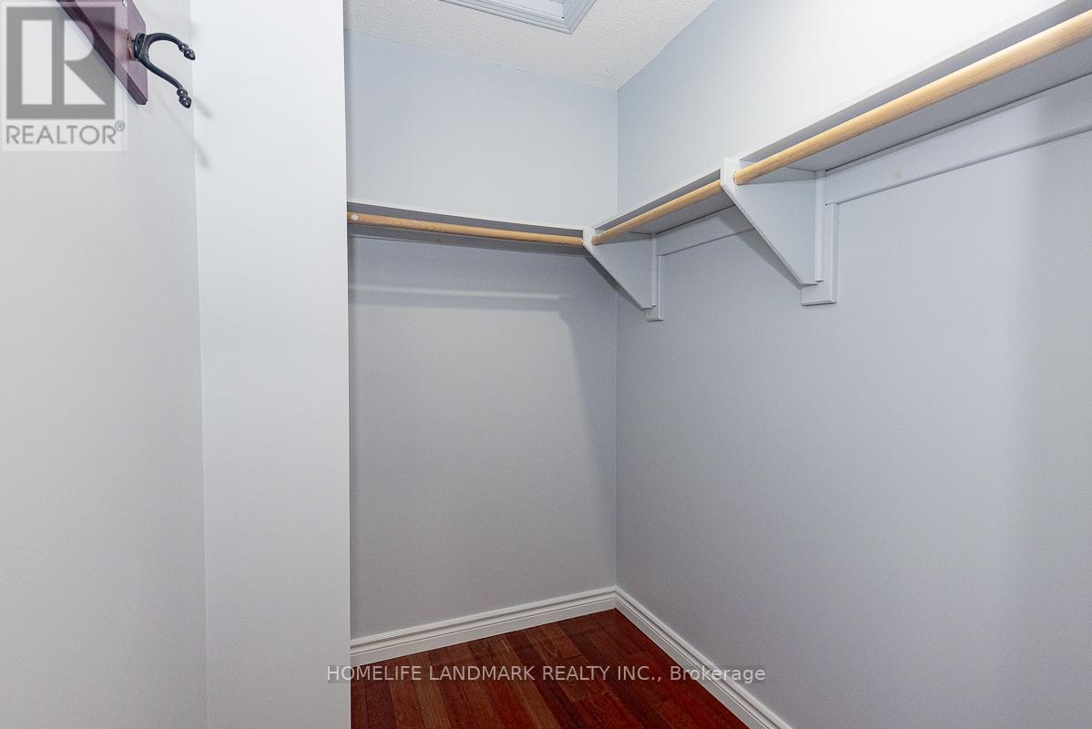 4 Pine Bough Manor, Richmond Hill (Devonsleigh), Ontario  L4S 1A4 - Photo 27 - N12444532