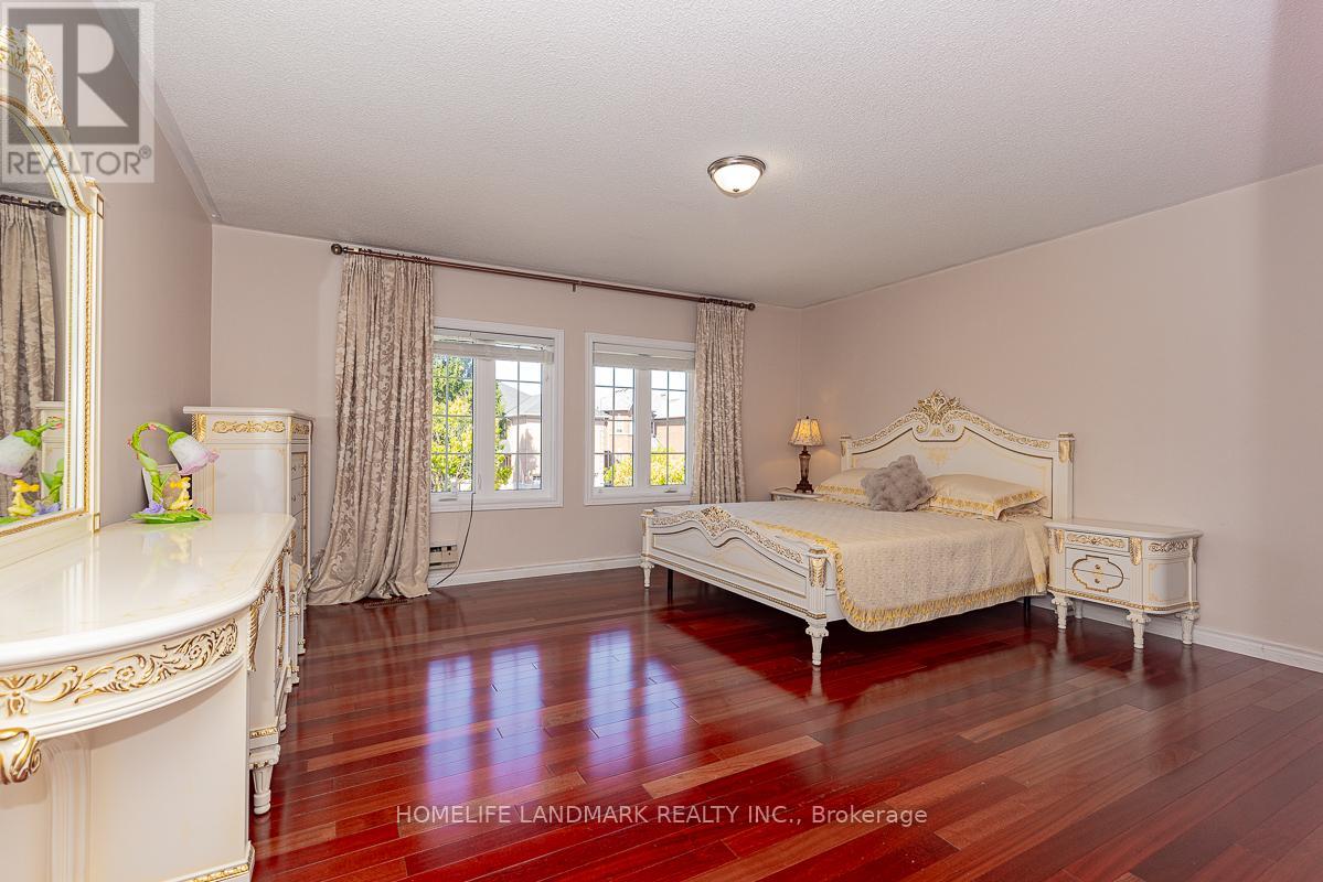 4 Pine Bough Manor, Richmond Hill (Devonsleigh), Ontario  L4S 1A4 - Photo 28 - N12444532
