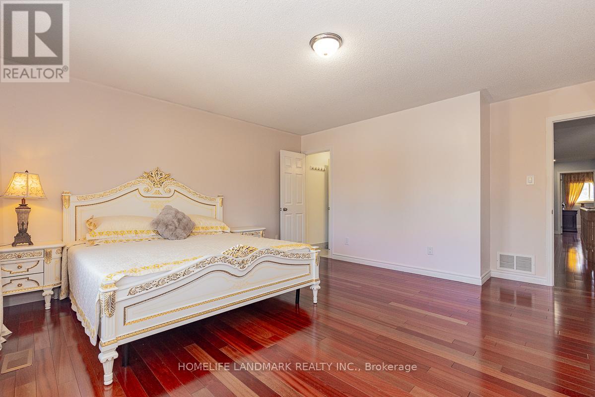 4 Pine Bough Manor, Richmond Hill (Devonsleigh), Ontario  L4S 1A4 - Photo 30 - N12444532