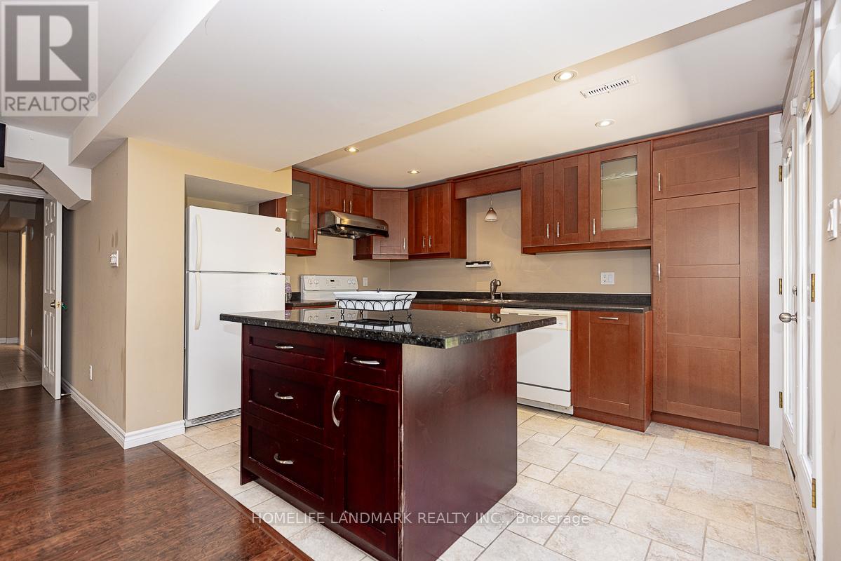4 Pine Bough Manor, Richmond Hill (Devonsleigh), Ontario  L4S 1A4 - Photo 43 - N12444532