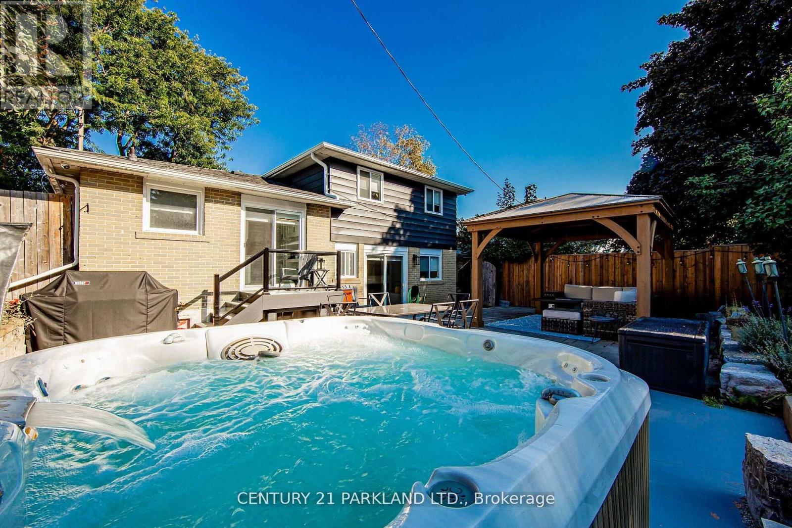 7 Brown Street, New Tecumseth, Ontario  L0G 1W0 - Photo 32 - N12444533