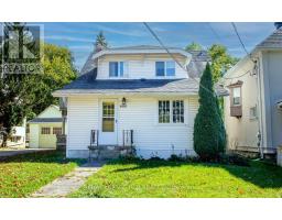 600 Queen Street, Newmarket (Gorham-College Manor), Ca