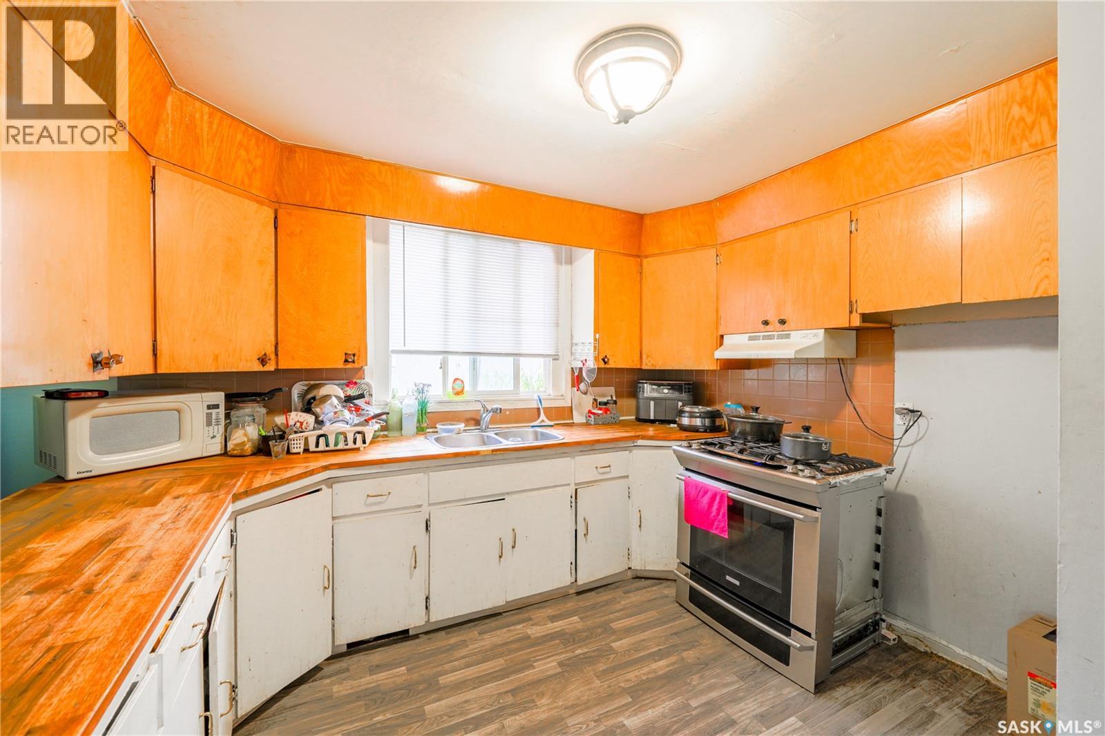 1416 Rae Street, Regina, Saskatchewan  S4T 2C5 - Photo 6 - SK019687
