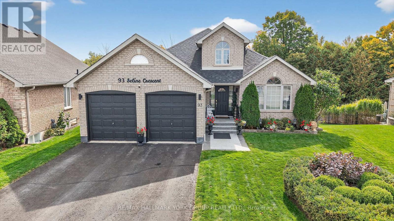 93 Seline Crescent, Barrie (Painswick South), Ontario  L4N 5V7 - Photo 2 - S12444553
