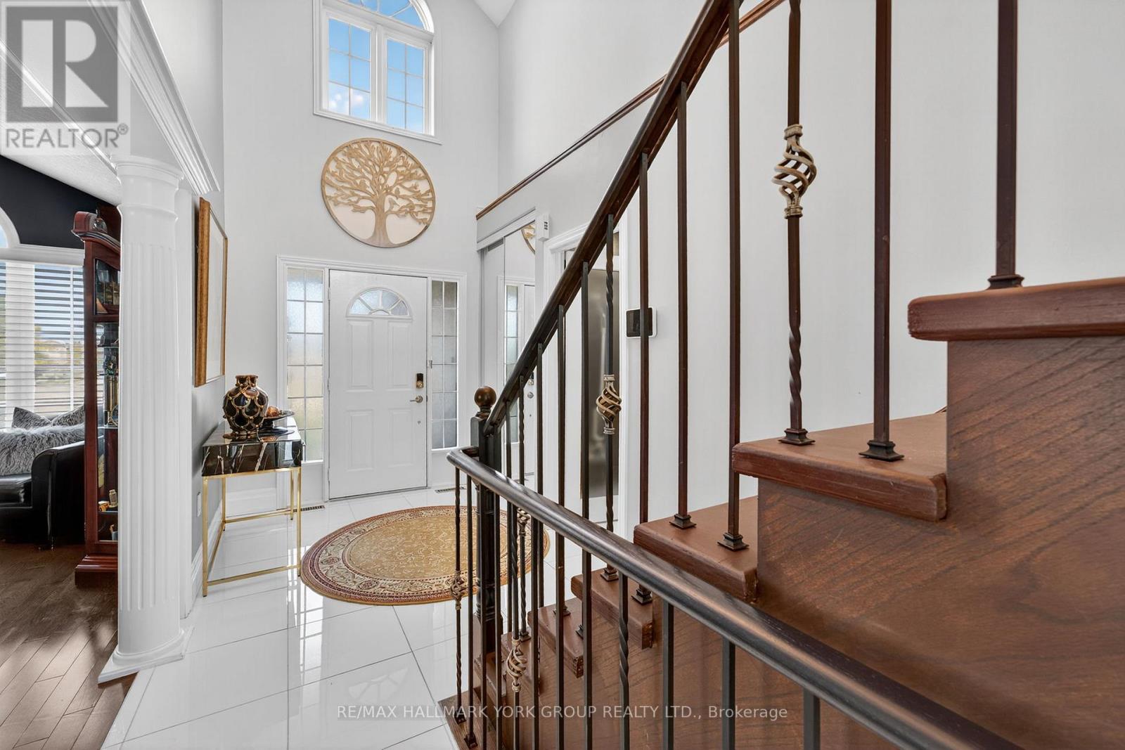 93 Seline Crescent, Barrie (Painswick South), Ontario  L4N 5V7 - Photo 3 - S12444553