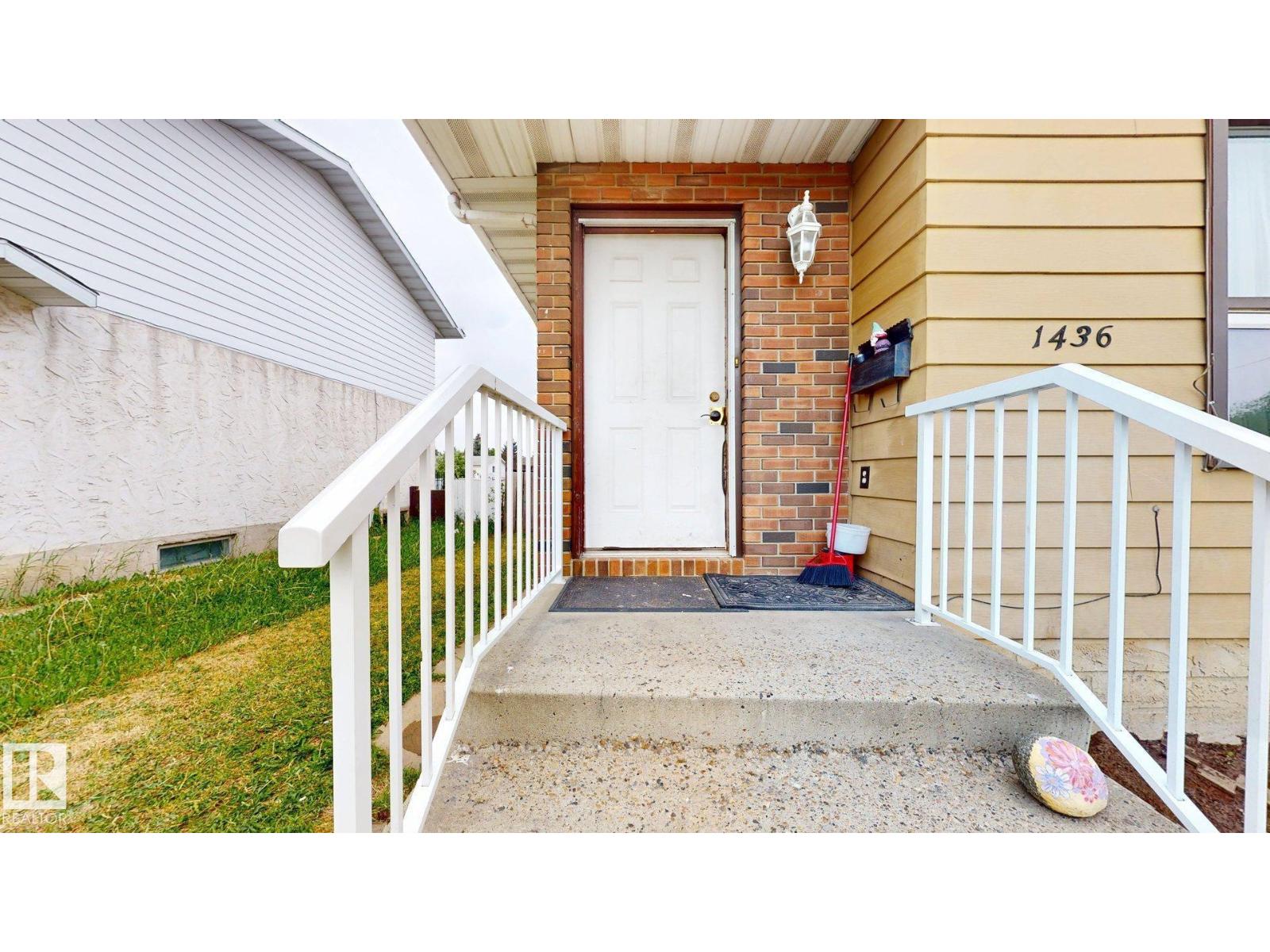 1436 62 St Nw, Edmonton, Alberta  T6L 1S8 - Photo 2 - E4460794