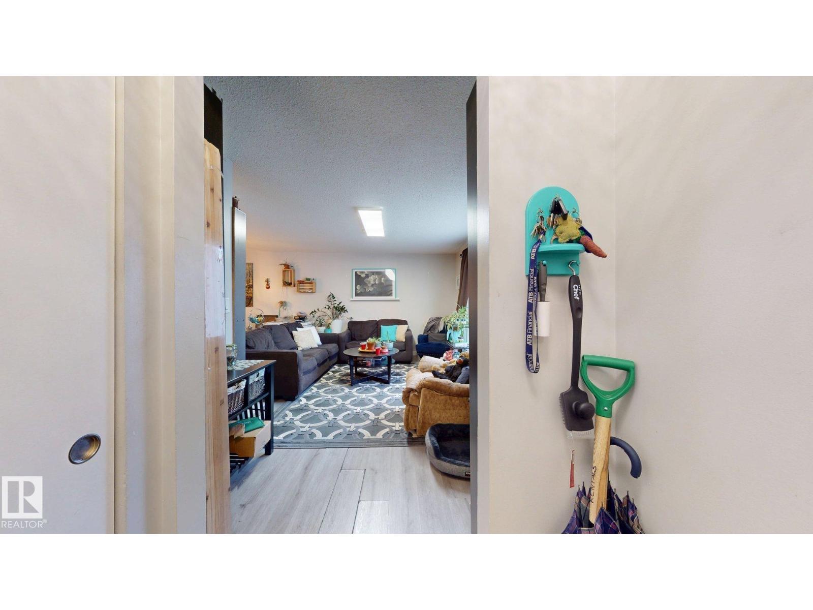 1436 62 St Nw, Edmonton, Alberta  T6L 1S8 - Photo 3 - E4460794