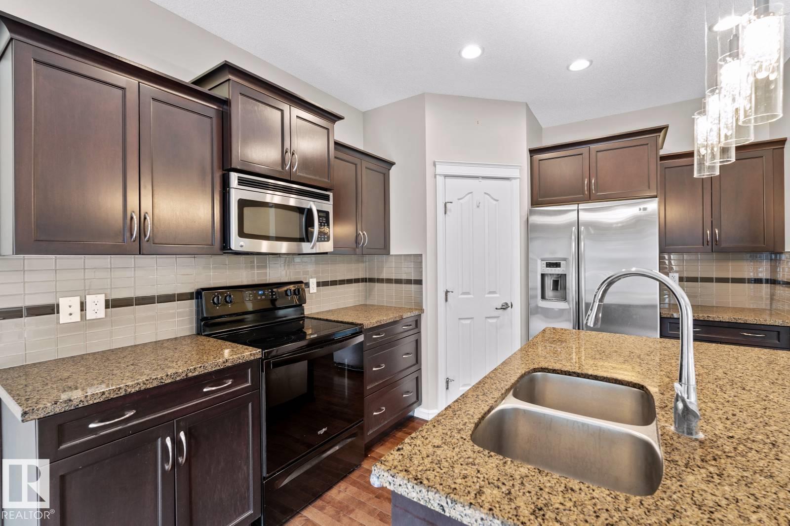716 Adams Wy Sw, Edmonton, Alberta  T6W 0K2 - Photo 7 - E4460795