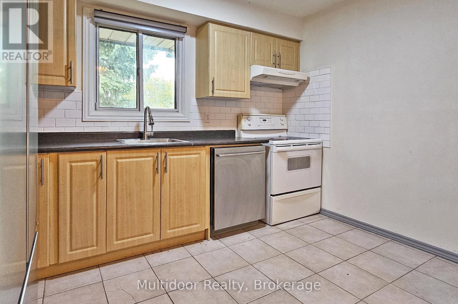 2 - 1100 Oxford Street, Oshawa, Ontario  L1J 6G4 - Photo 7 - E12425299