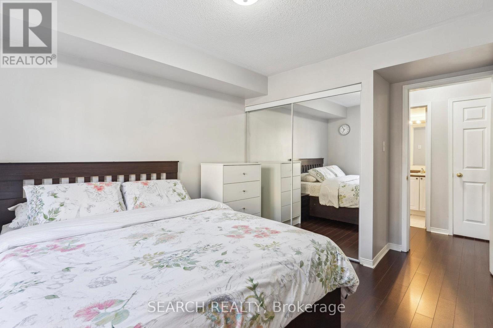 202 - 4975 Southampton Drive, Mississauga (Churchill Meadows), Ontario  L5M 8E1 - Photo 13 - W12444518
