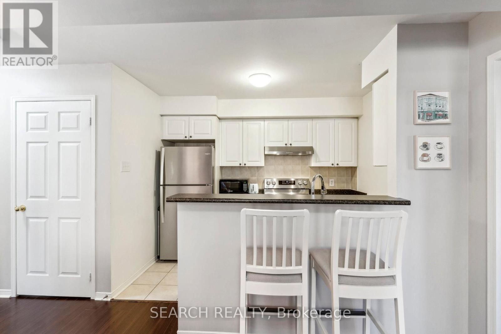 202 - 4975 Southampton Drive, Mississauga (Churchill Meadows), Ontario  L5M 8E1 - Photo 9 - W12444518